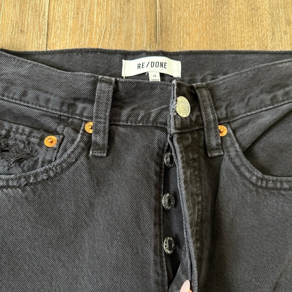 Re/Done High Rise Loose in Washed Black Straight leg 90s ripped distressed - Picture 8 of 13